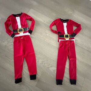 Santa pjs - size 5
